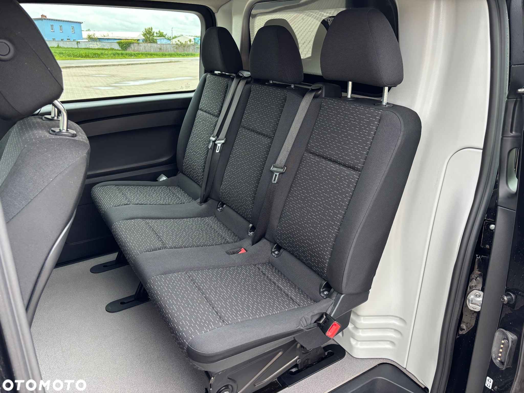 Mercedes-Benz Vito - 10