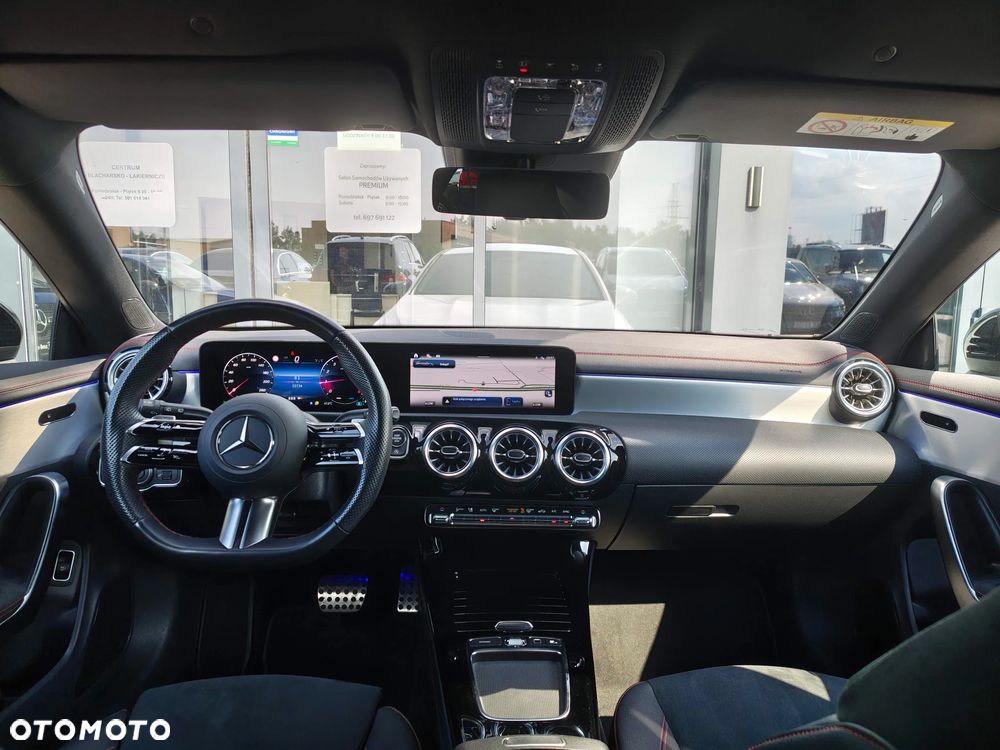 Mercedes-Benz CLA 200 mHEV AMG Line 7G-DCT - 16