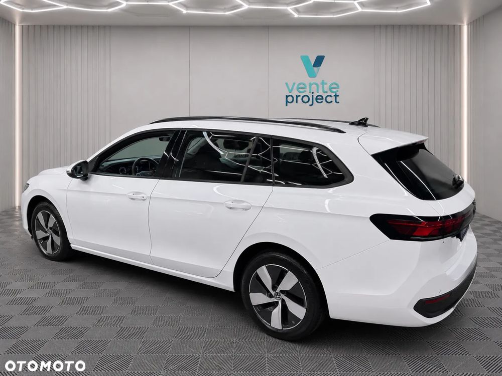 Volkswagen Passat - 3
