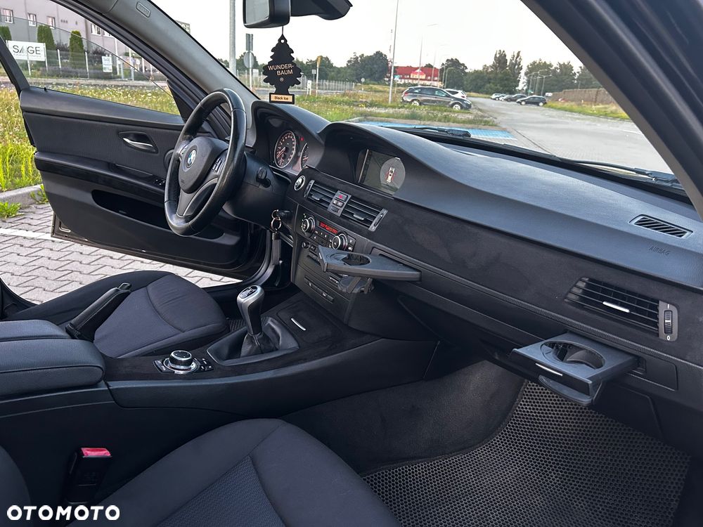 BMW Seria 3 - 10