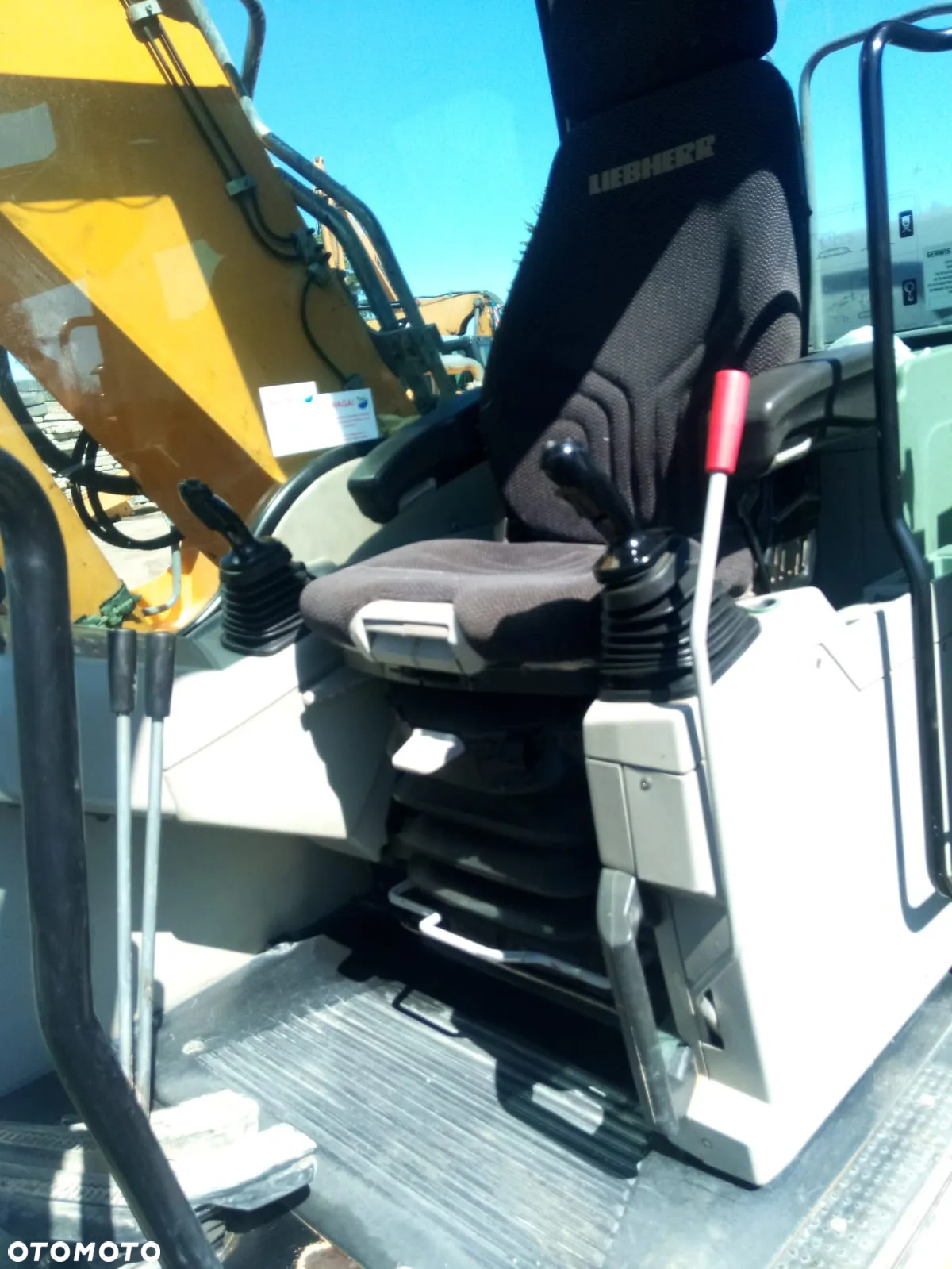 Liebherr 906, 922, 926 - 12