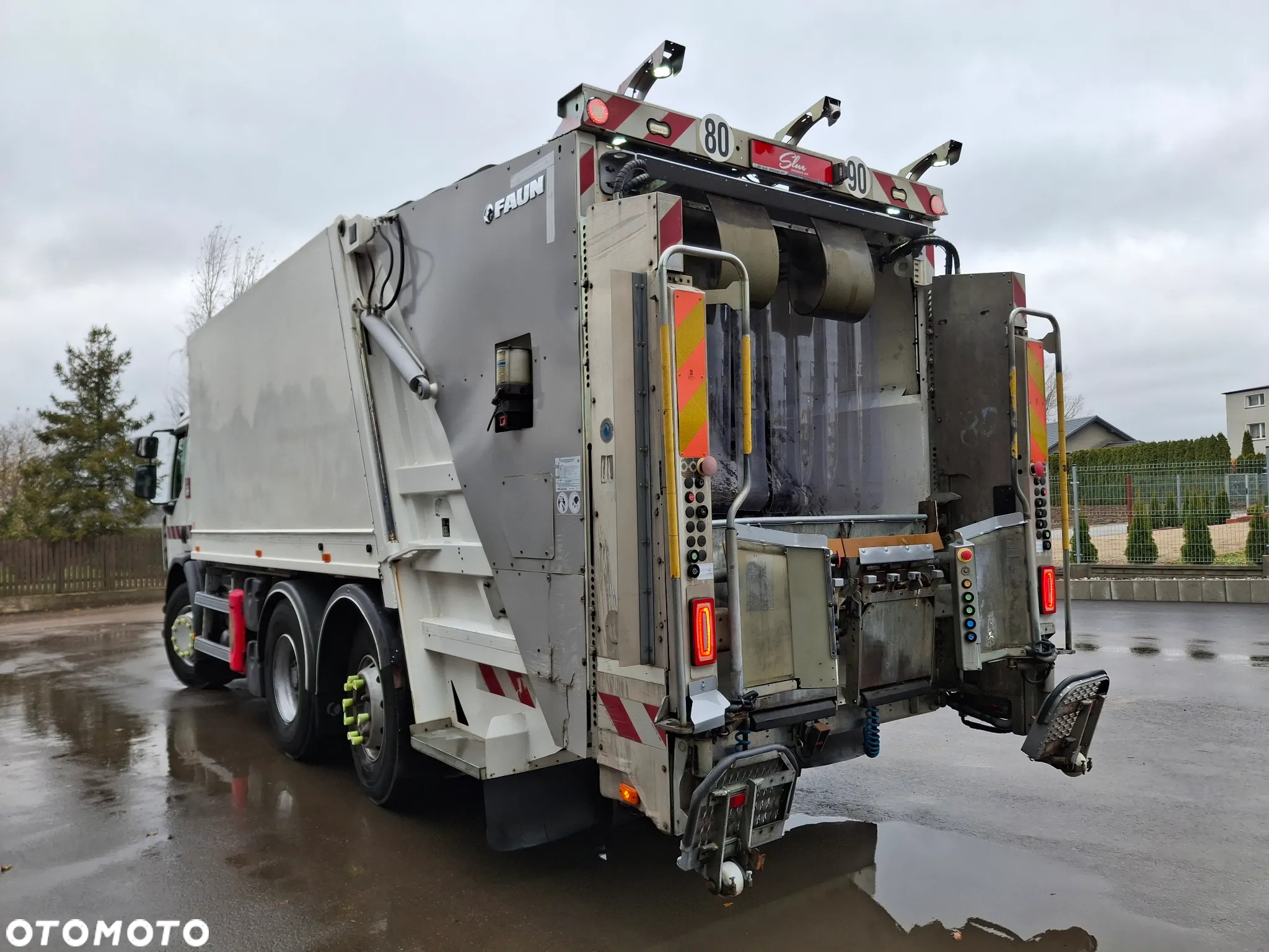 Renault D26 Śmieciarka Odpady FAUN Variopress Euro 6 2015r 3 Osie 73 Tyś KM - 4