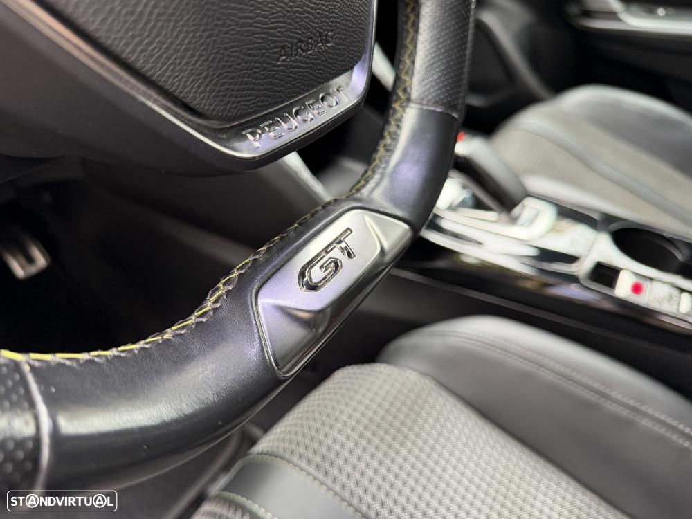 Peugeot e-2008 50 kWh GT - 21