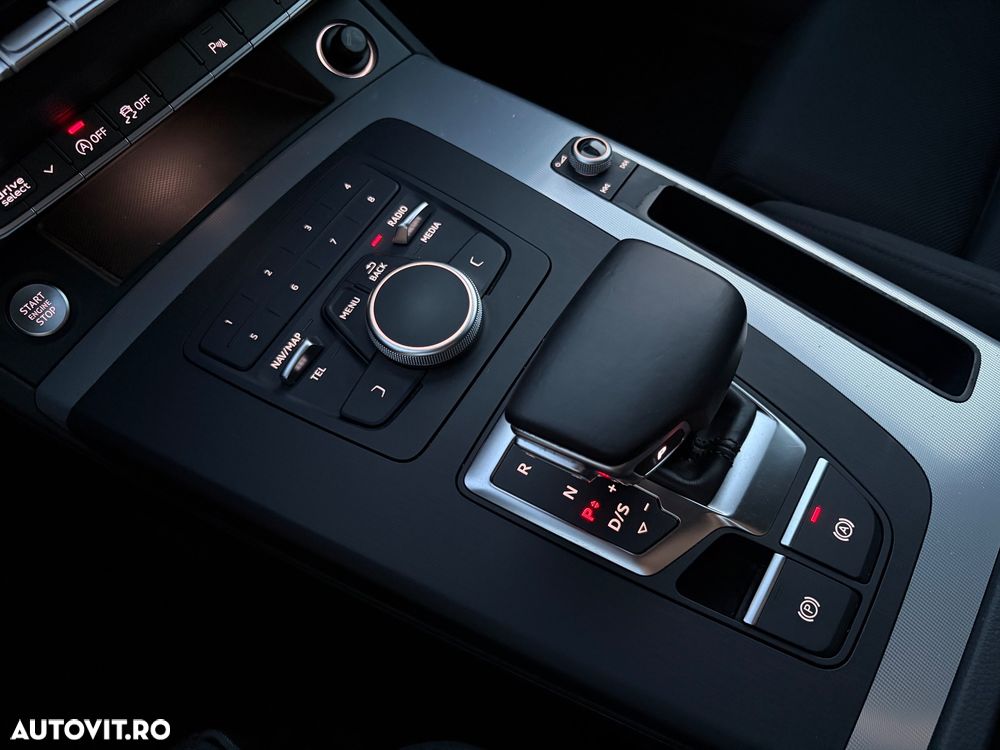 Audi Q5 40 TDI quattro S tronic MHEV Advanced - 21