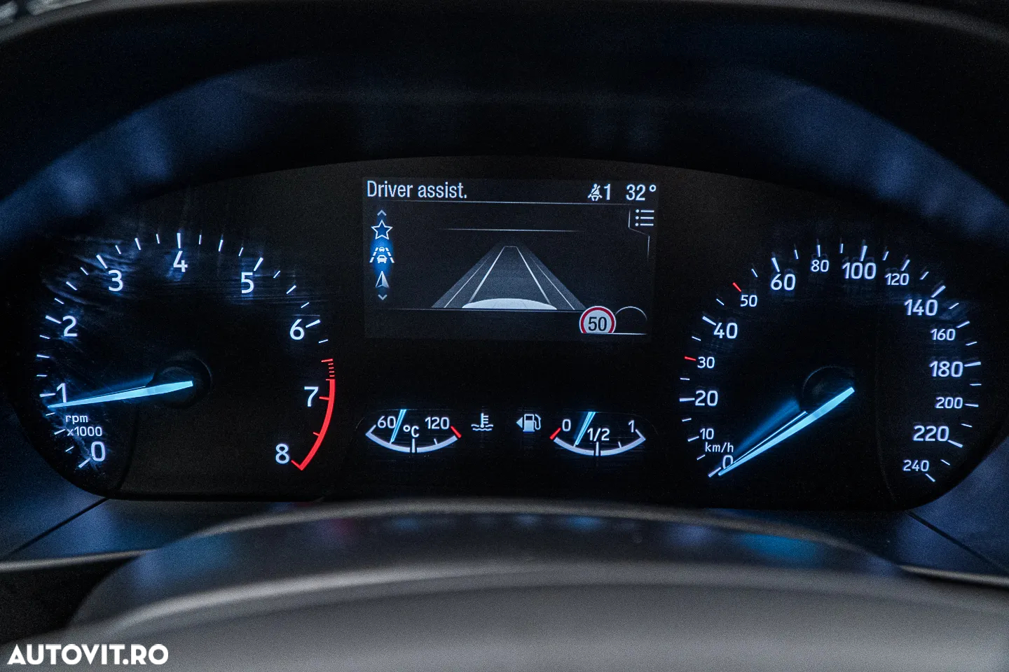 Ford Focus Turnier 1.0 EcoBoost Start-Stopp-System ST-LINE X - 35