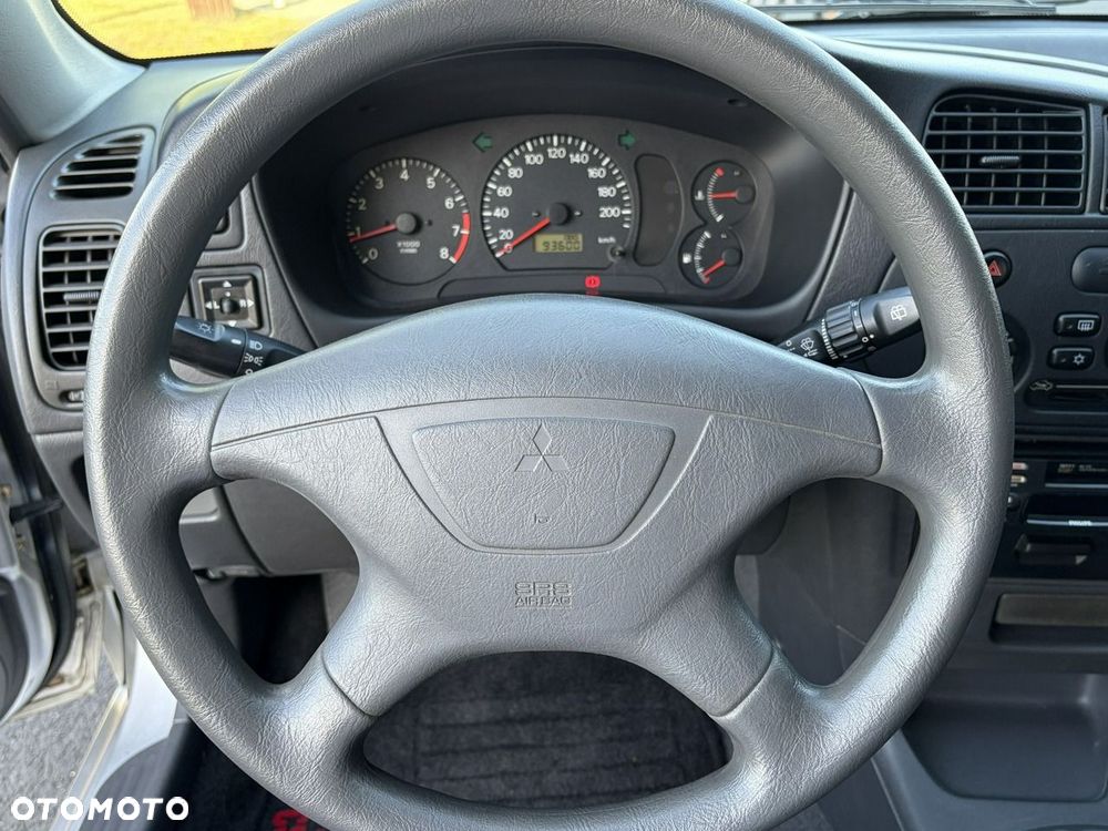 Mitsubishi Colt - 27