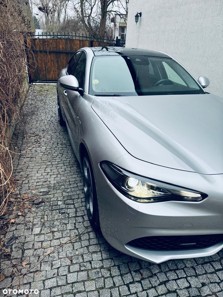 Alfa Romeo Giulia 2.2 AT8-Q4 Veloce - 6