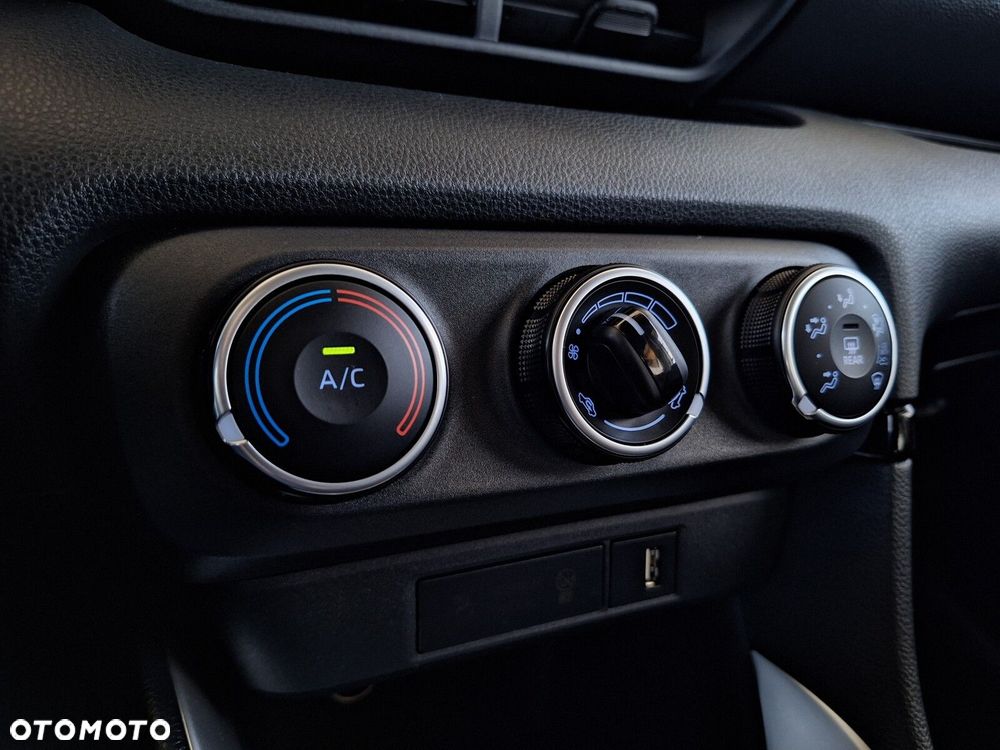 Toyota Yaris 1.5 Comfort CVT - 38