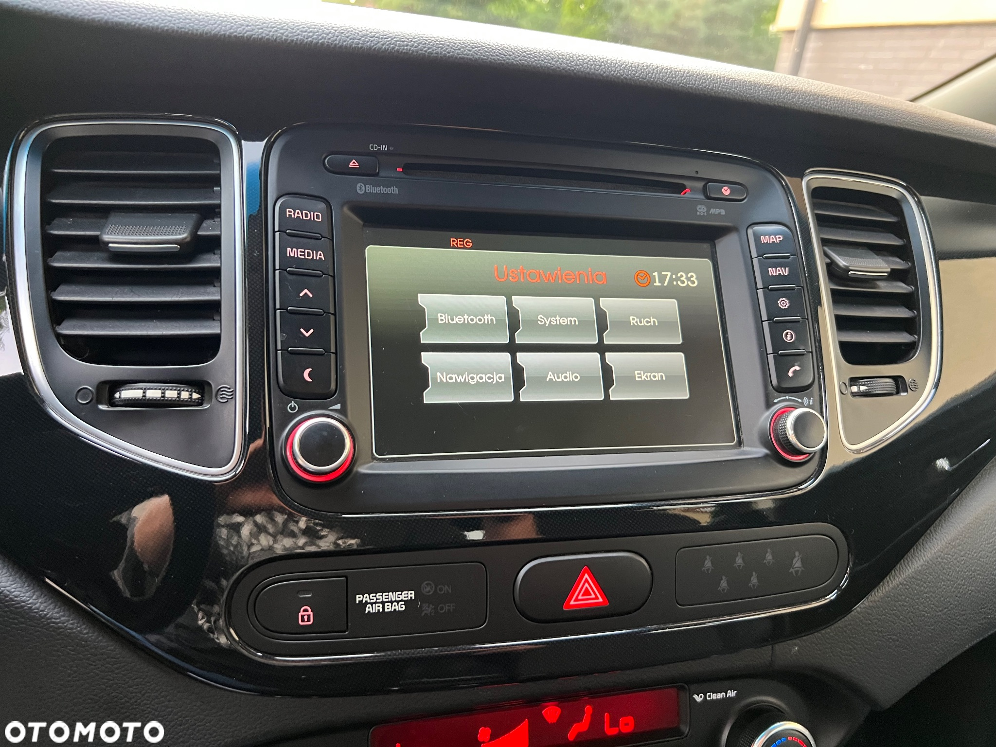 Kia Carens 1.6 GDI L 7os - 19