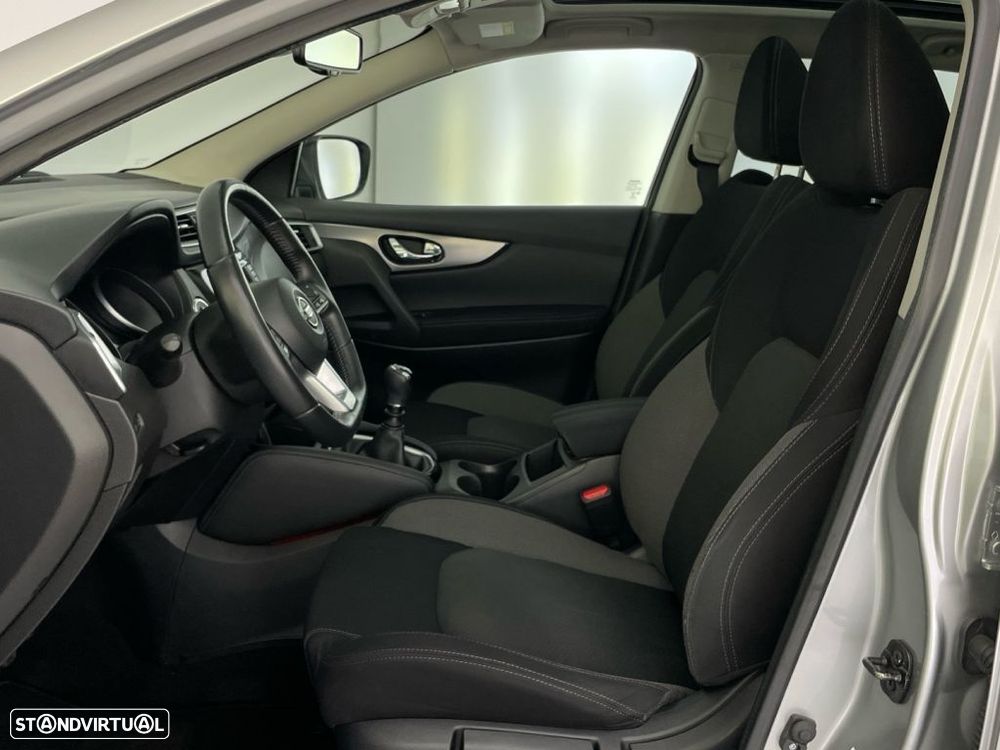 Nissan Qashqai 1.5 dCi N-Connecta - 11