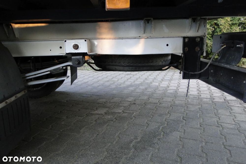 Mercedes-Benz Sprinter 411 - 21