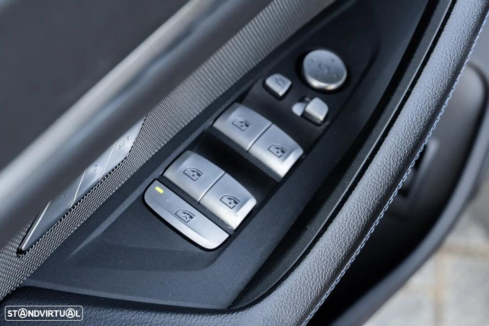 BMW i4 eDrive35 Pack Desportivo M - 53