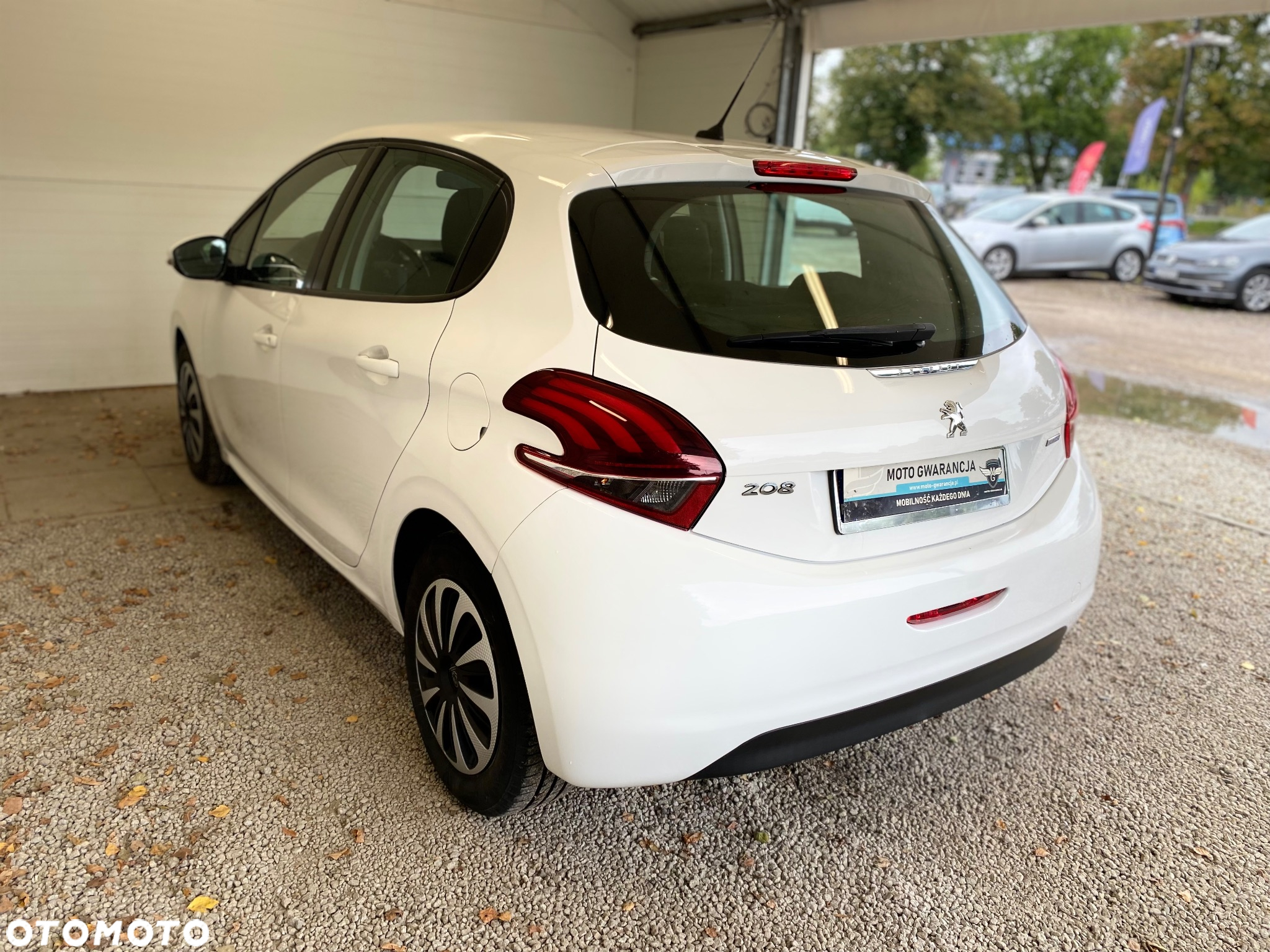 Peugeot 208 1.6 BlueHDi Active - 4