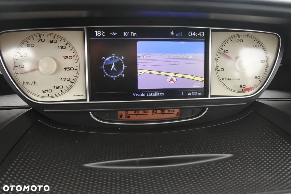 Peugeot 807 HDi 160 Style - 15