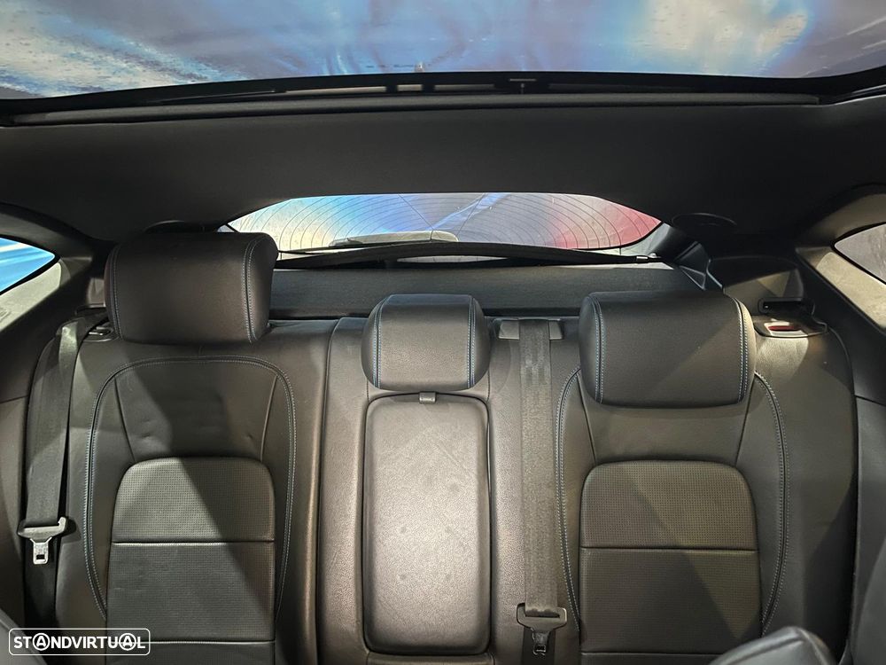Jaguar E-Pace 2.0 i4D R-Dynamic S - 36