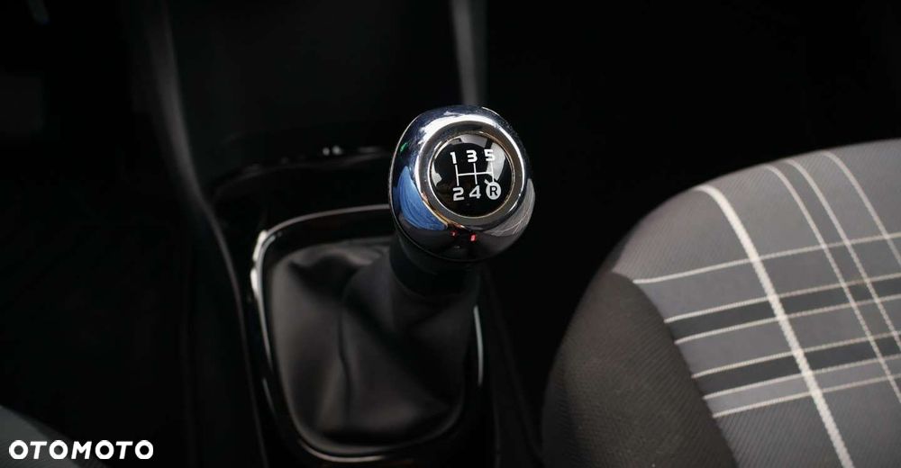 Peugeot 108 - 30