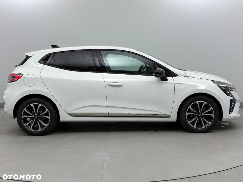 Renault Clio - 5