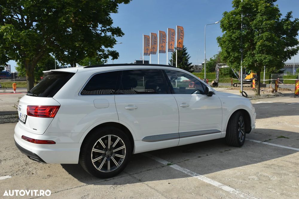 Audi Q7 - 6