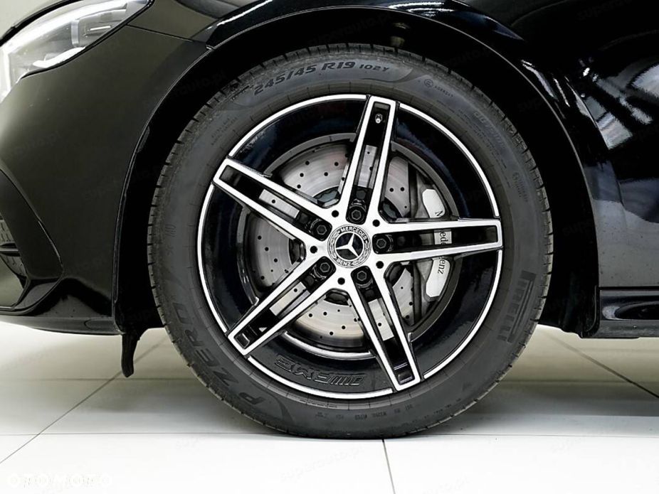Mercedes-Benz Klasa E 220 d mHEV 4-Matic AMG 9G-Tronic - 19