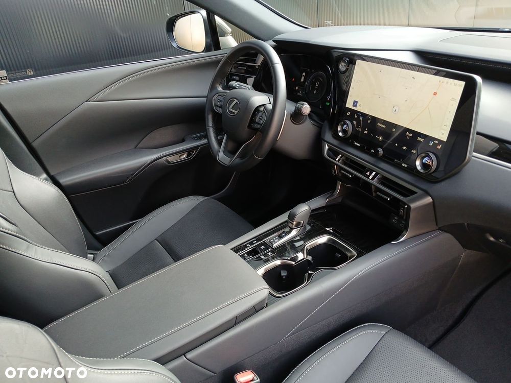 Lexus RX 450h+ Prestige - 26