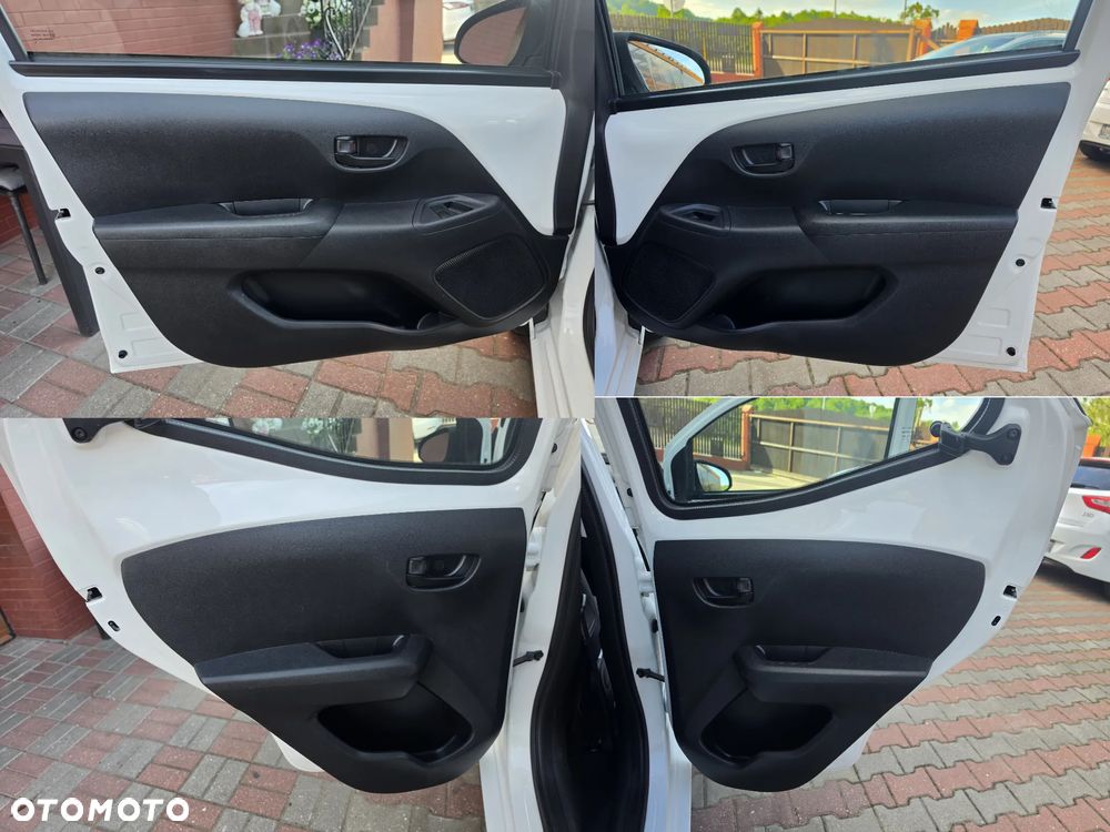 Toyota Aygo x-clusiv - 34