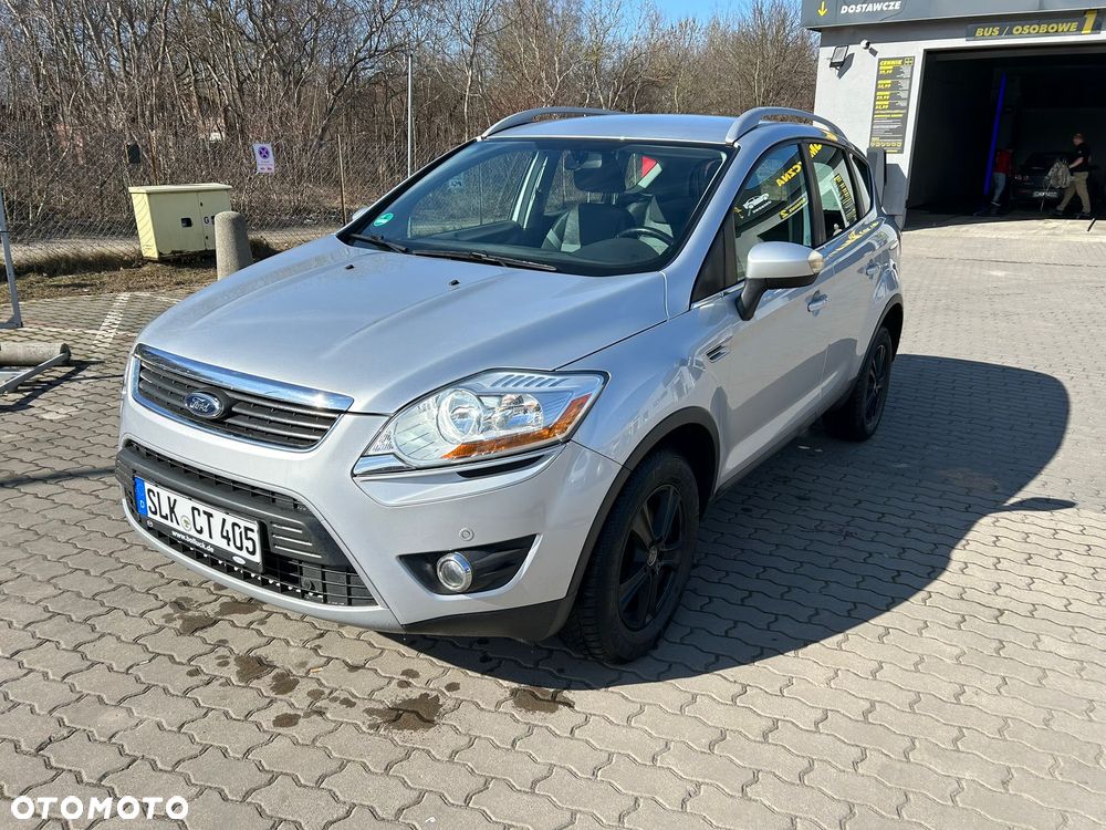 Ford Kuga 2.0 TDCi 2x4 Titanium - 18