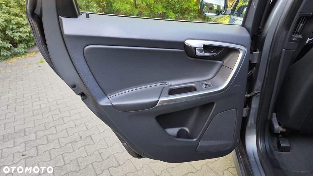 Volvo XC 60 D3 Summum - 24