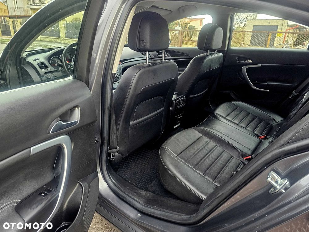 Opel Insignia 2.0 Turbo Cosmo - 14