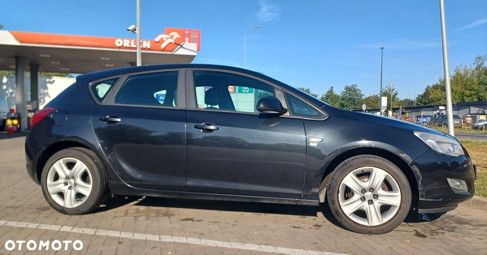 Opel Astra 1.4 T Edition 150 - 1