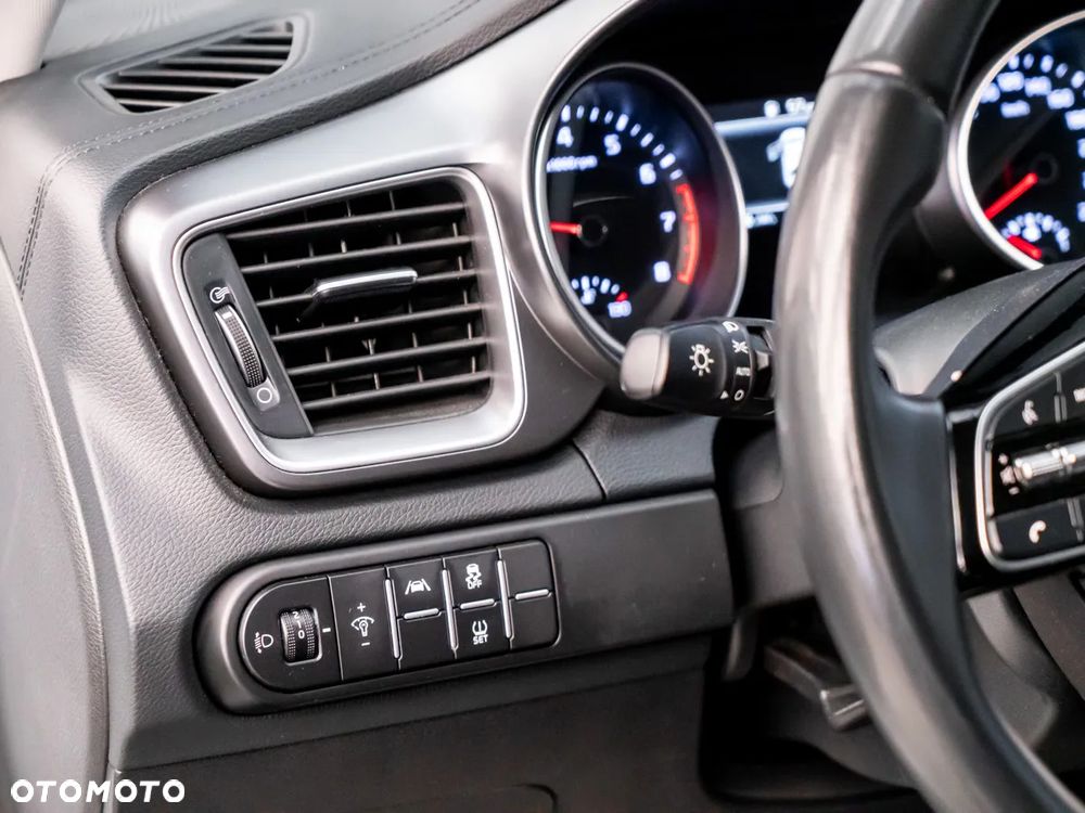 Kia Ceed 1.5 T-GDI M - 21