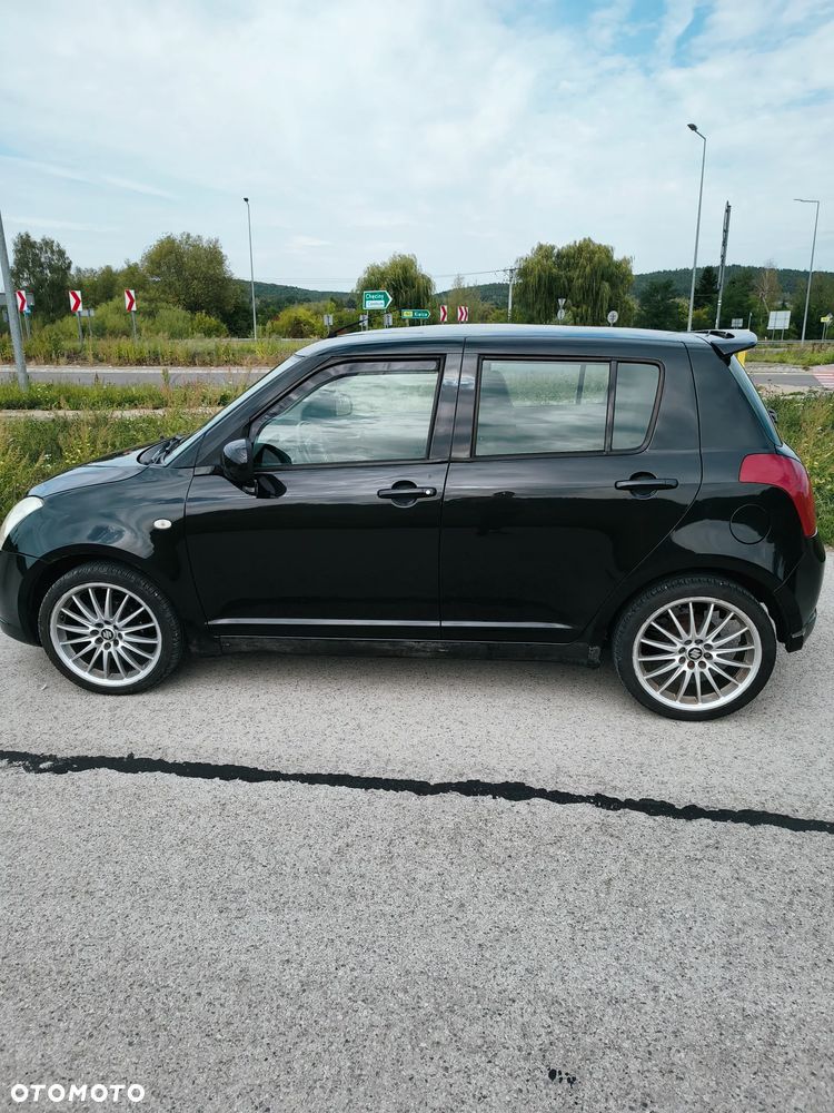 Suzuki Swift 1.3 JB Edition - 3