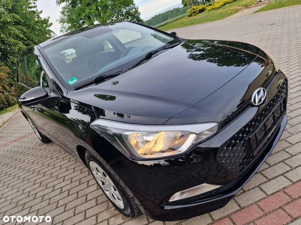 Hyundai i20 blue 1.2 Classic - 5