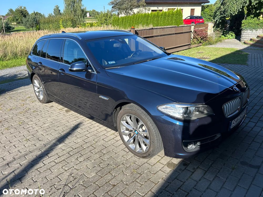 BMW Seria 5 530d Touring Modern Line - 2