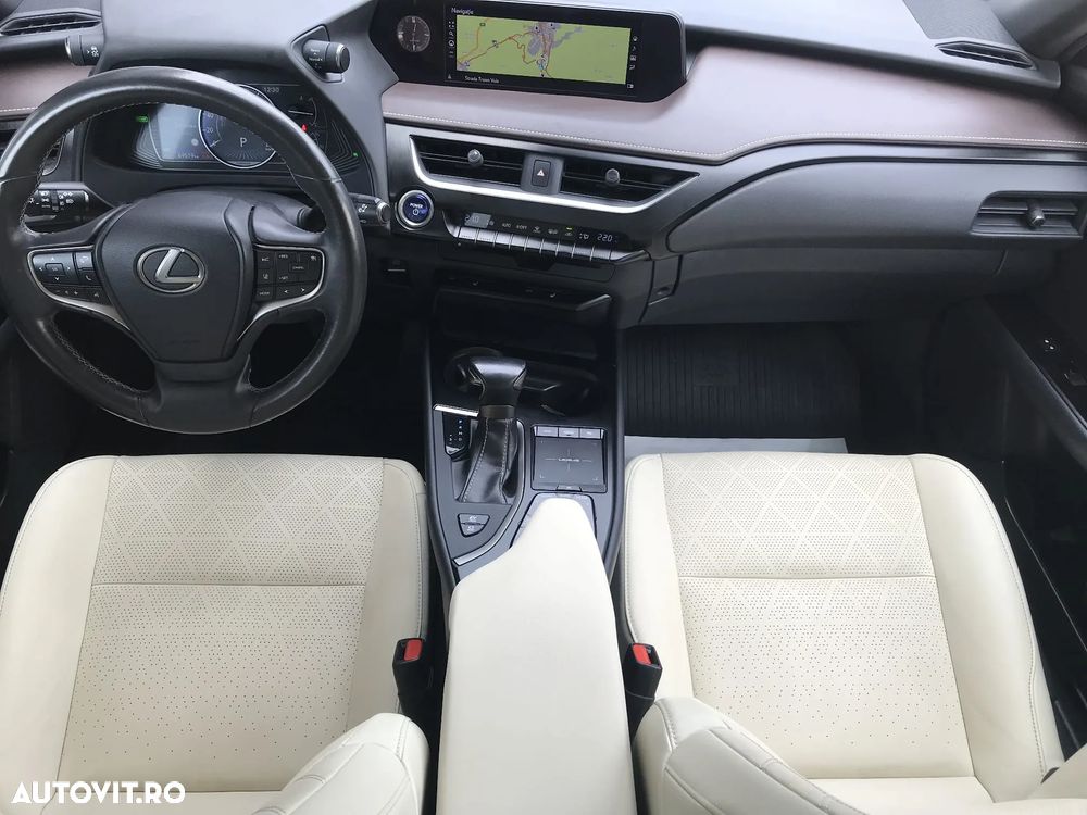 Lexus UX 250h E-FOUR Luxury ML - 5