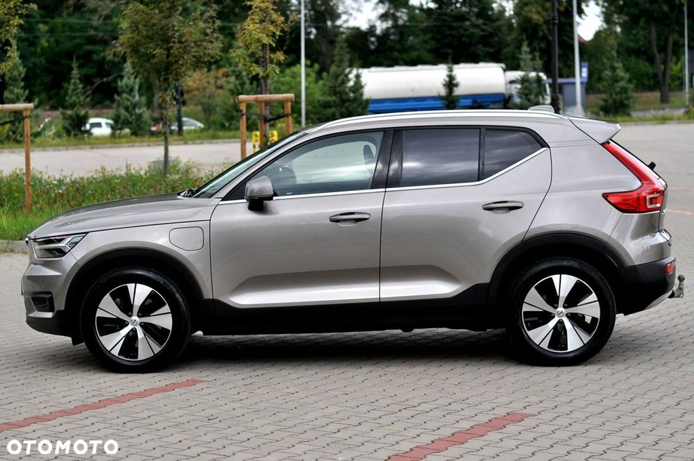 Volvo XC 40 T4 Plug-In Hybrid Plus Dark - 6