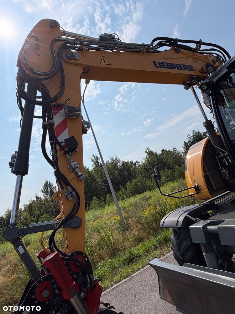 Liebherr A914 compact |rototilt |lapy-plug| - 21