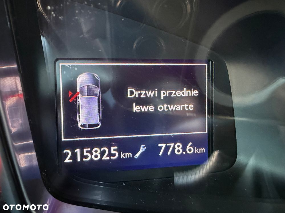 Citroën DS5 2.0 HDi Hybrid4 SoChic MCP - 8