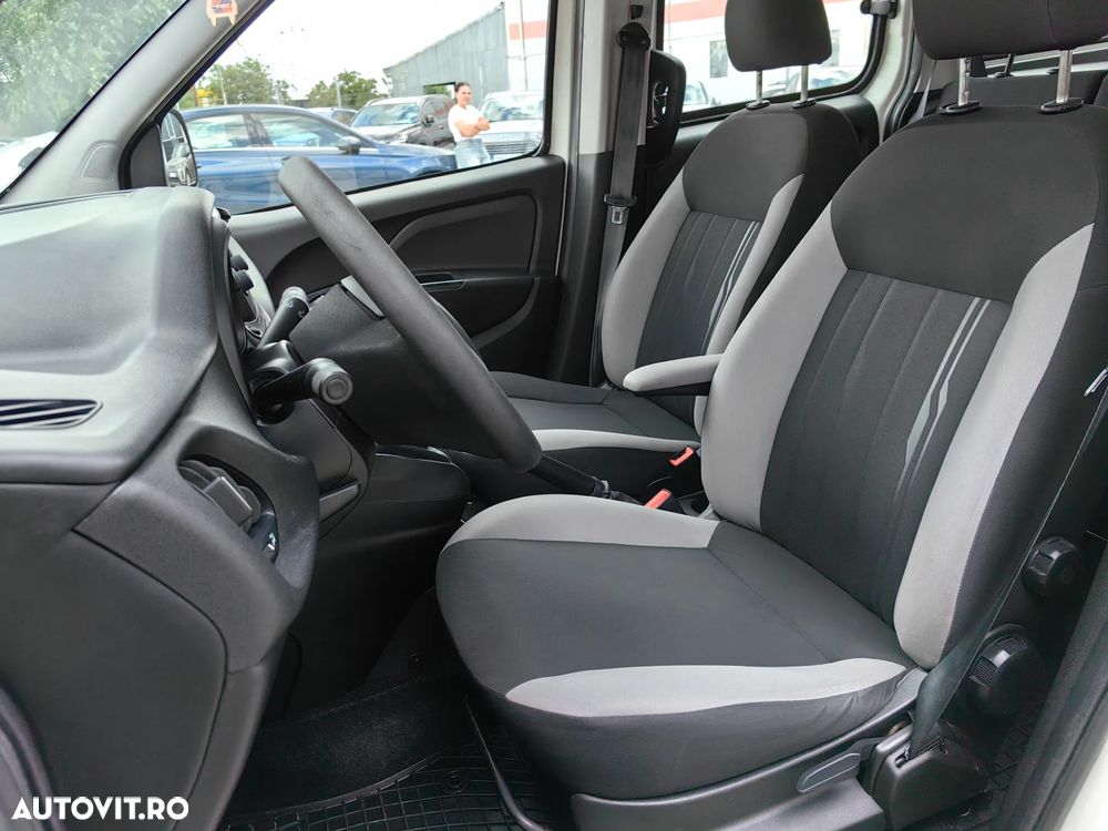 Fiat Doblo Combi 1.6 Mjet 105 CP Maxi Confort - 7