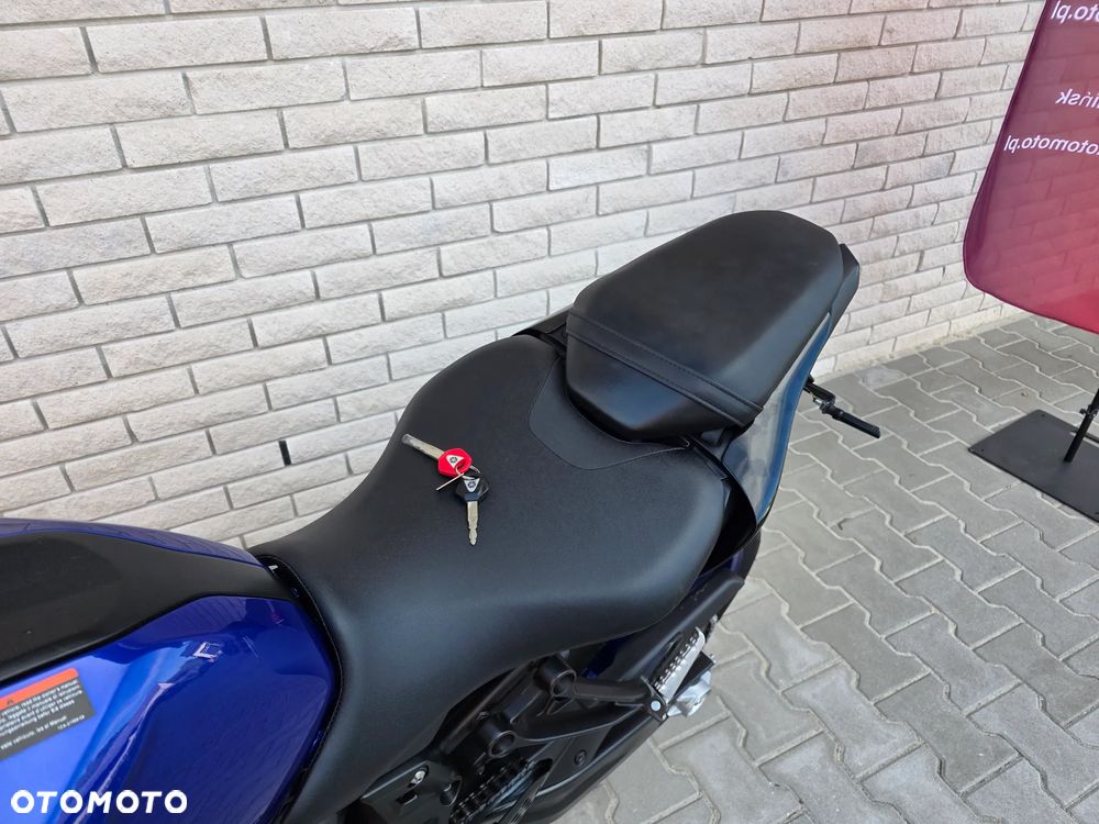 Yamaha MT - 4
