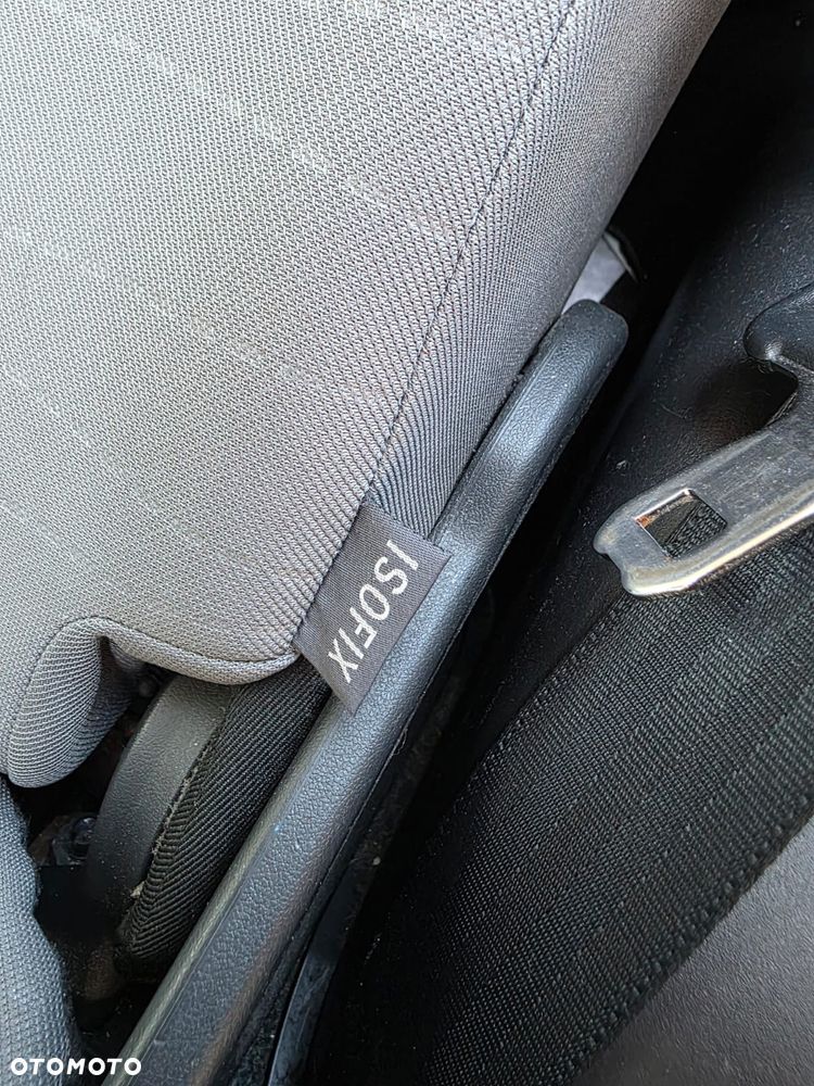 Toyota Yaris - 6