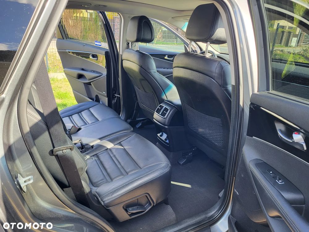 Kia Sorento - 3