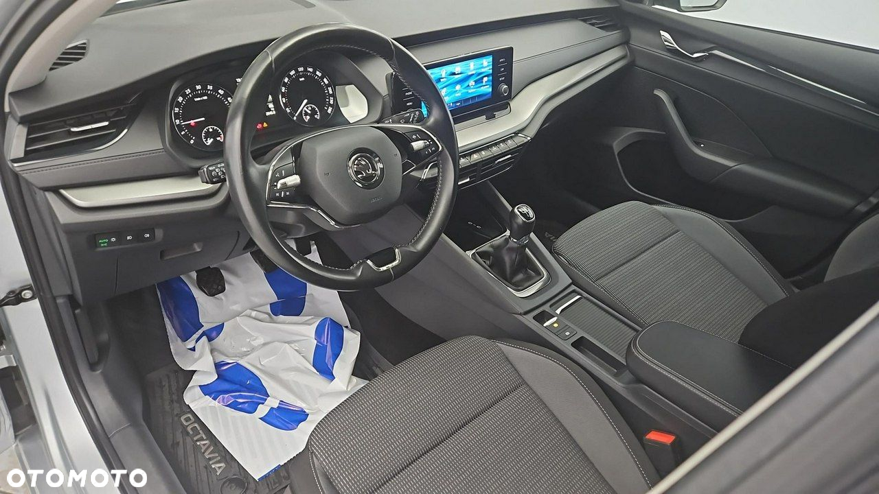 Skoda Octavia 2.0 TDI Ambition - 9