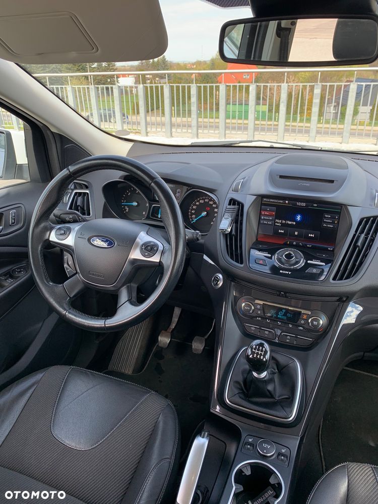 Ford Kuga 2.0 TDCi 2x4 Titanium - 6
