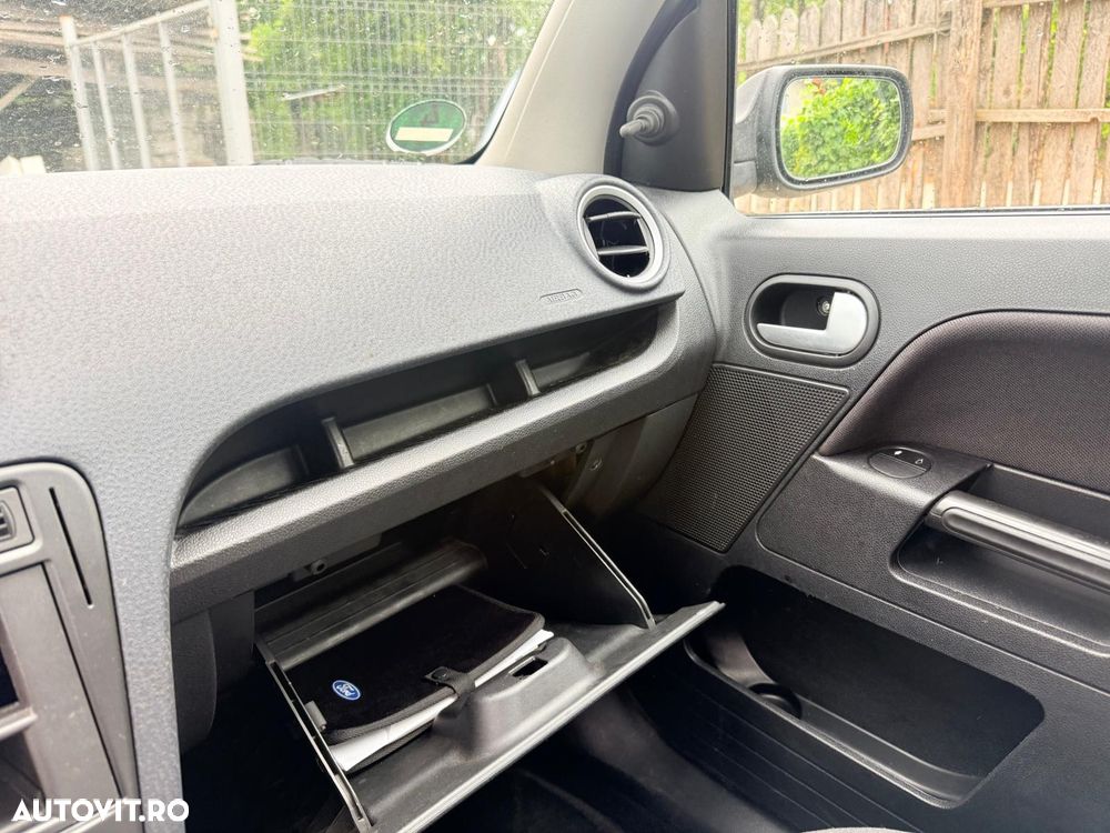 Ford Fusion 1.4 TDCI Comfort - 16