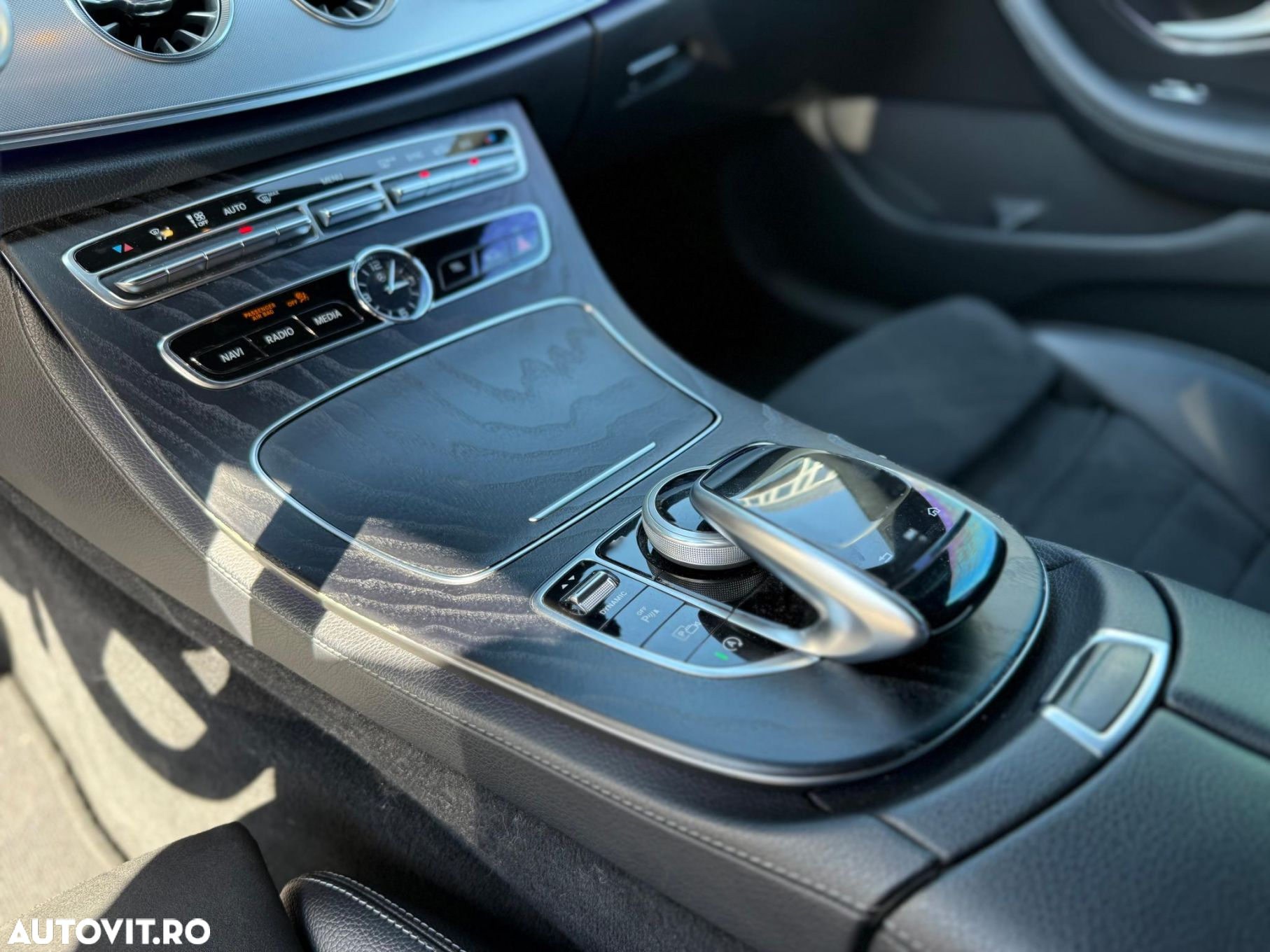 Mercedes-Benz E 200 Coupe Aut. - 34