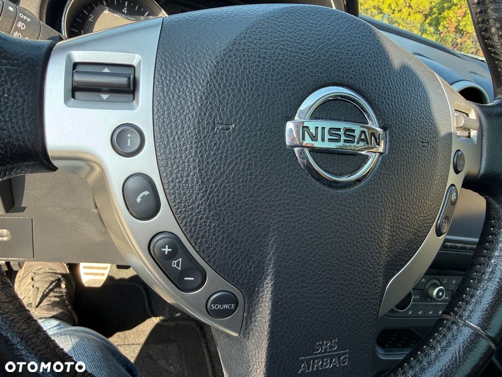 Nissan Qashqai+2 - 17