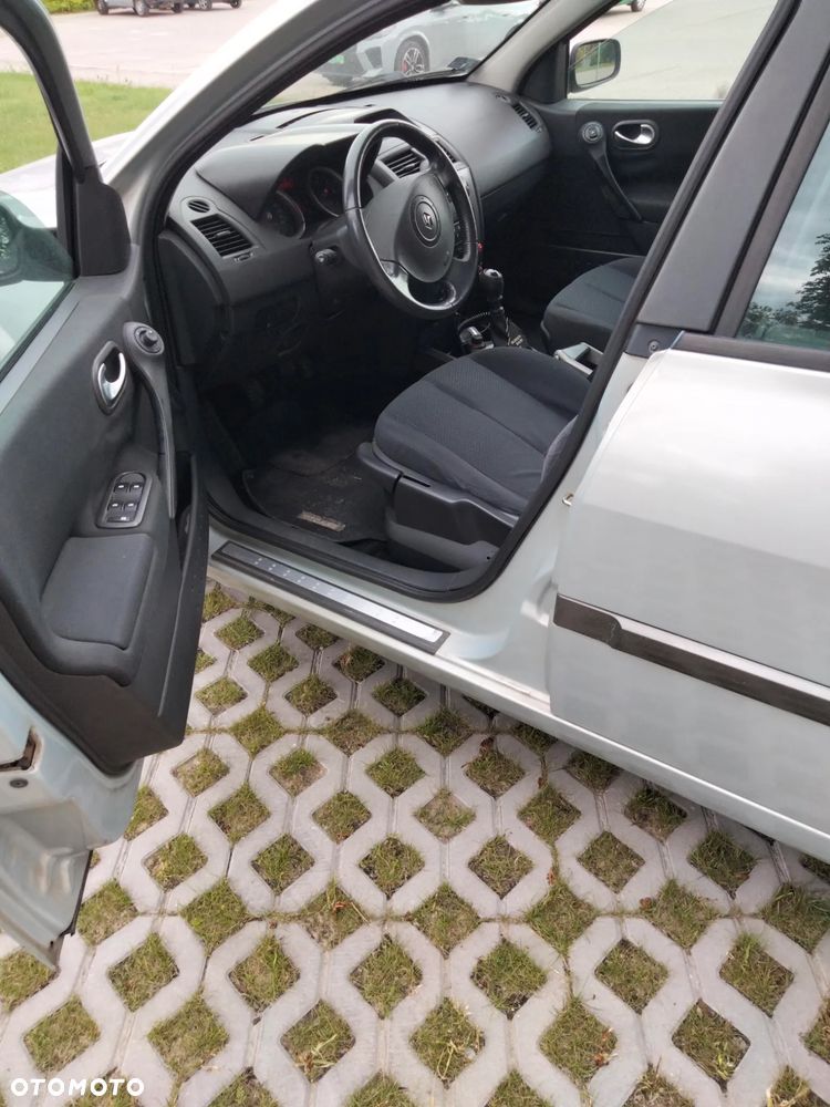 Renault Megane 1.9 dCi Luxe Privilege - 9