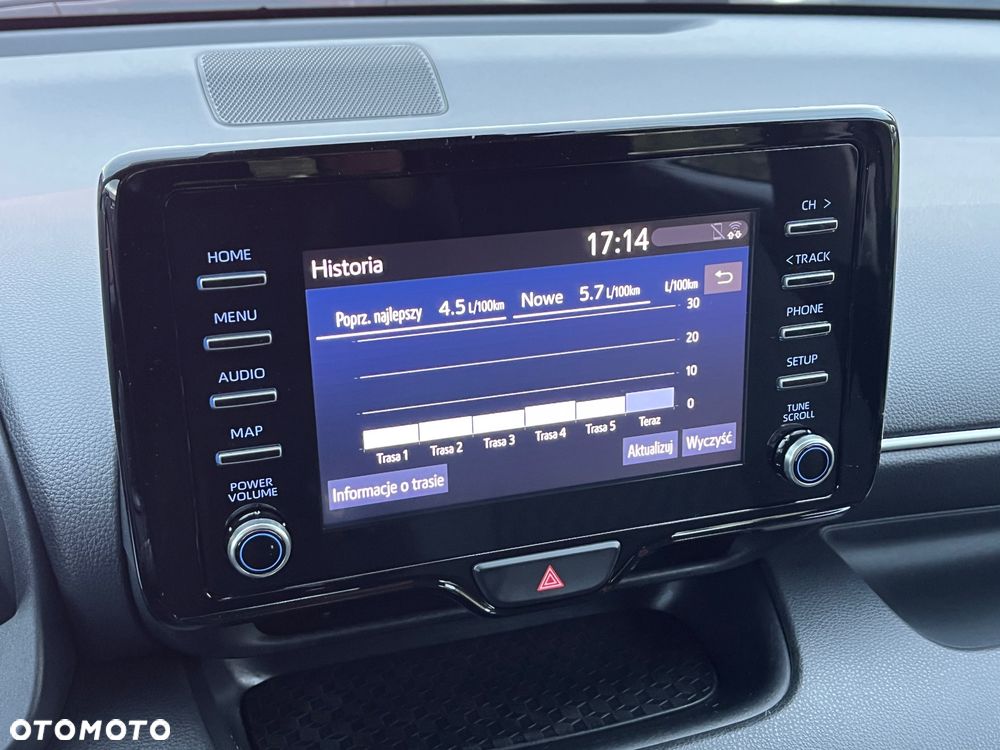 Toyota Yaris 1.5 Comfort - 24