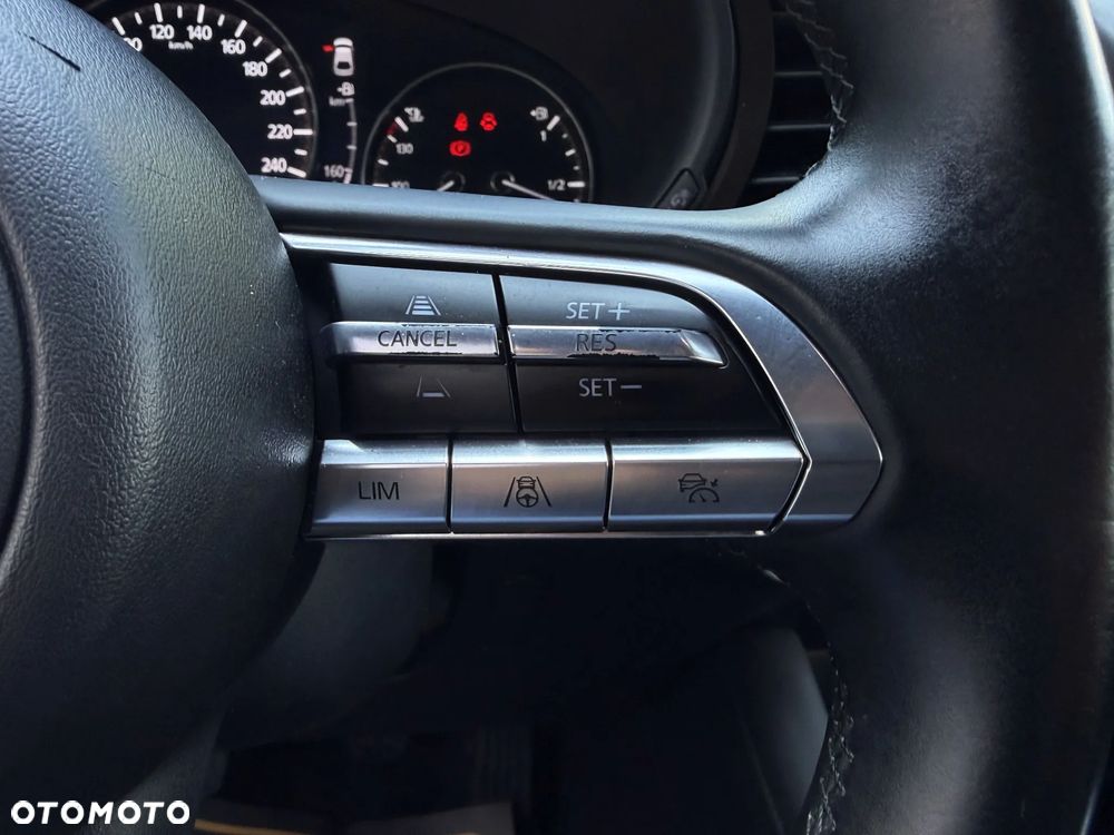 Mazda 3 SKYACTIV-D 1.8 - 24