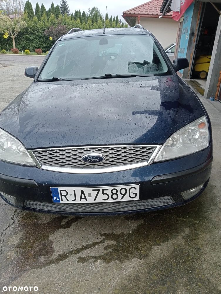 Ford Mondeo 1.8 Ambiente - 5